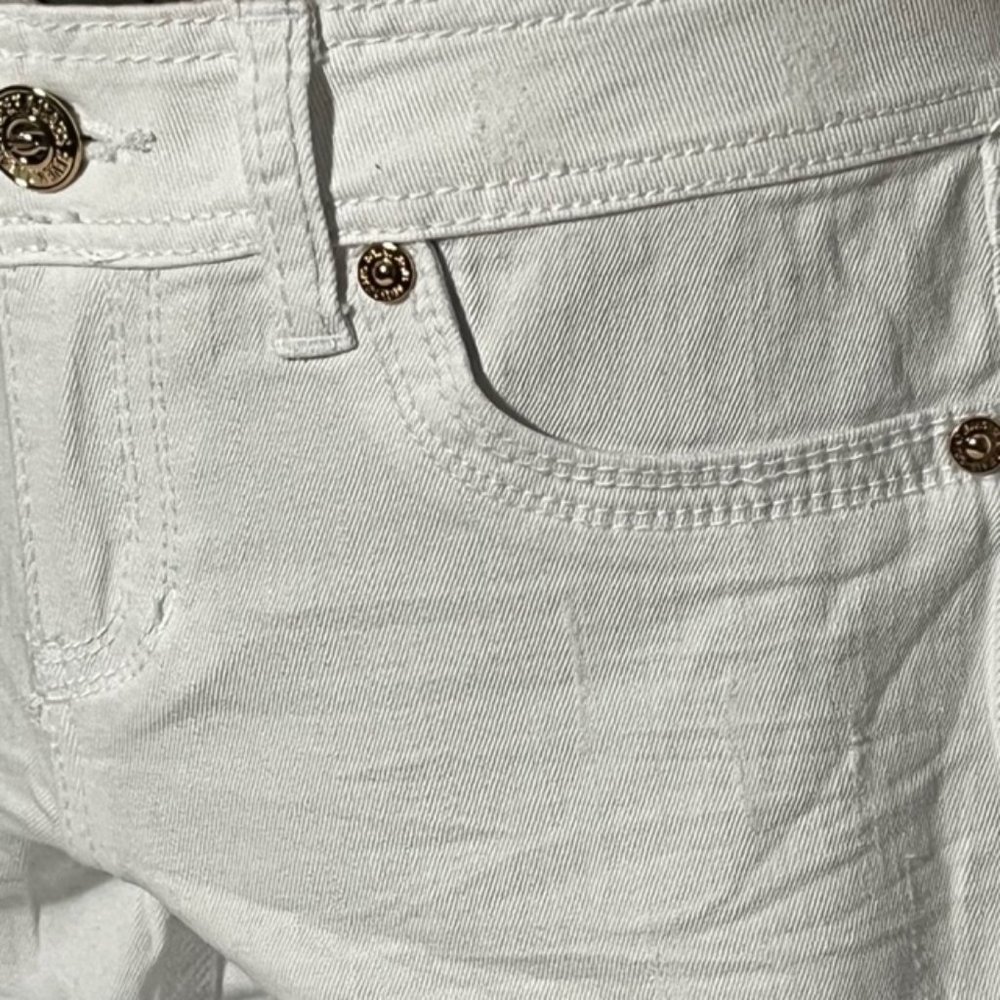 SEVEN7 White Jeans Shorts Size 8 NWT - Picture 6 of 12